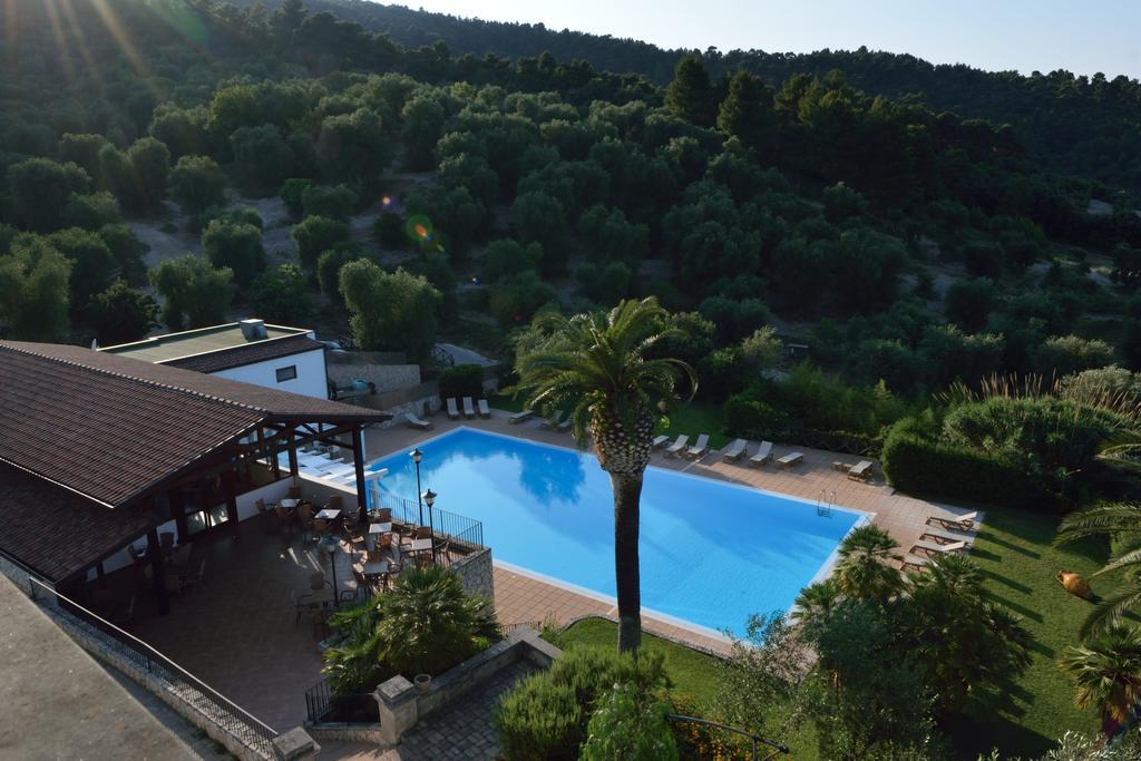 Agriturismo Torre Dei Preti Пескичи Экстерьер фото